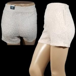 Express High Rise Crinkle Shorts NEW Cream 2R